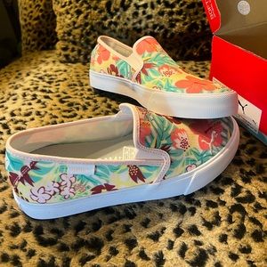 PUMA Women's 8 Bari Slip on Sneaker Tropical